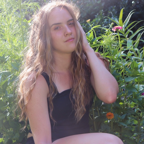 Meet your Posher, Fredi - Picture 1 of 2